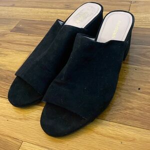 Madden Girl Women’s Black Velvet Slip On Heels Size 7